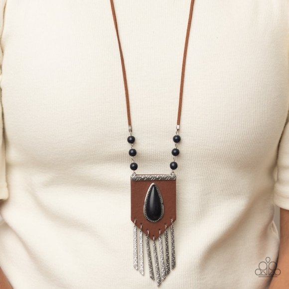 Enchantingly Tribal - Black - Picture 2 of 3